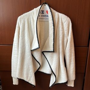 Abercrombie & Fitch Fuzzy Cardigan
